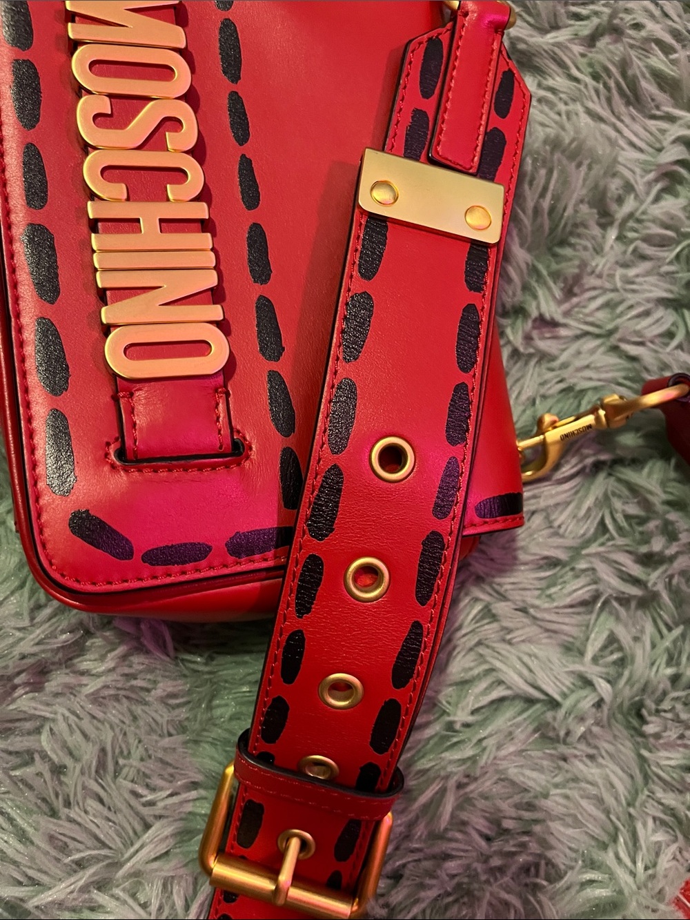 Moschino Resort 2019 Leather Crossbody Bag - Picture 8 of 8